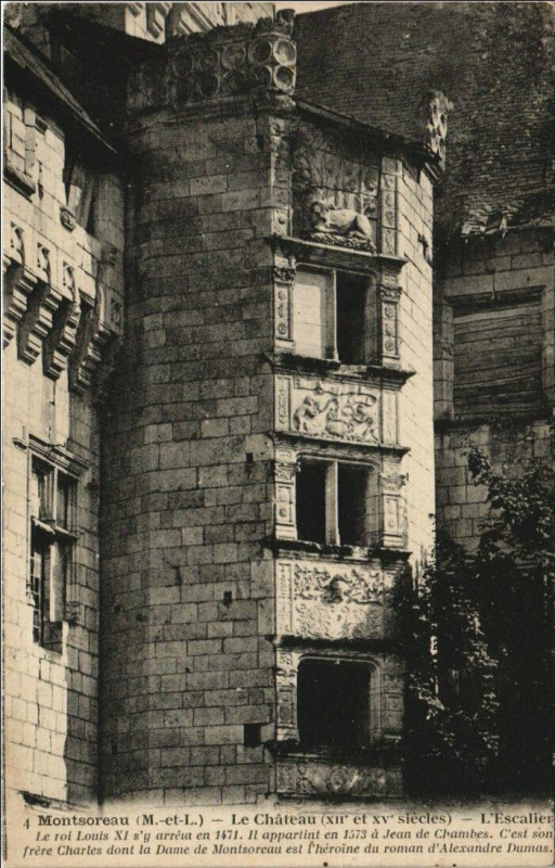 Carte postale ancienne Montsoreau Le Chateau à Montsoreau