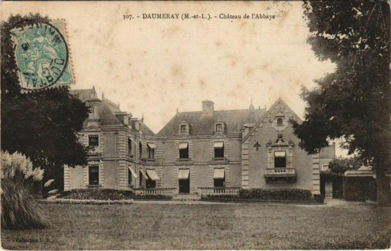 Carte postale ancienne Daumeray Chateau de l'Abbaye