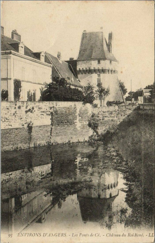 Carte postale ancienne Environs d'Angers Les Ponts de Ce à Angers
