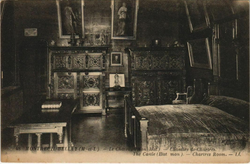 Carte postale ancienne Montreuil-Bellay Le Chateau à Montreuil-Bellay