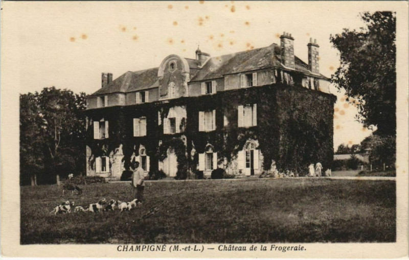 Carte postale ancienne Champigne Chateau de la Frogeraie