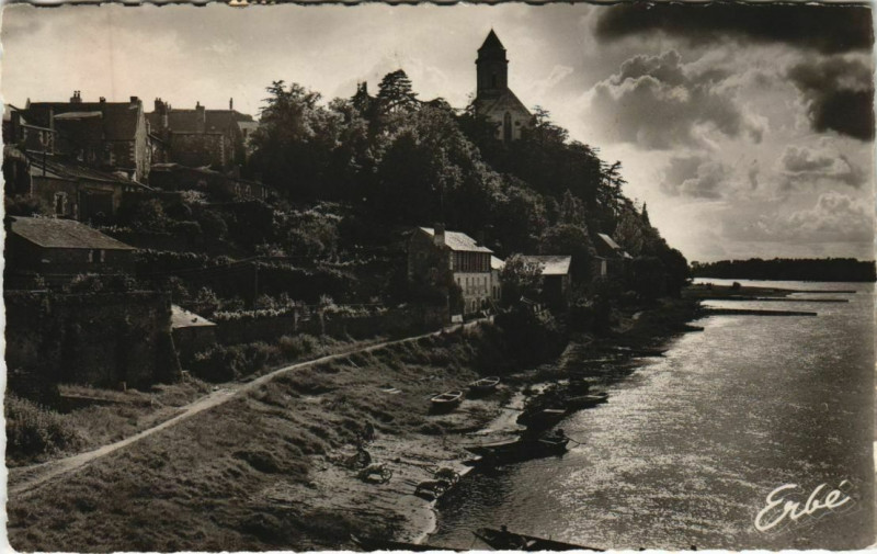 Carte postale ancienne Saint-Florent-le-Vieil Le Mont Glonne