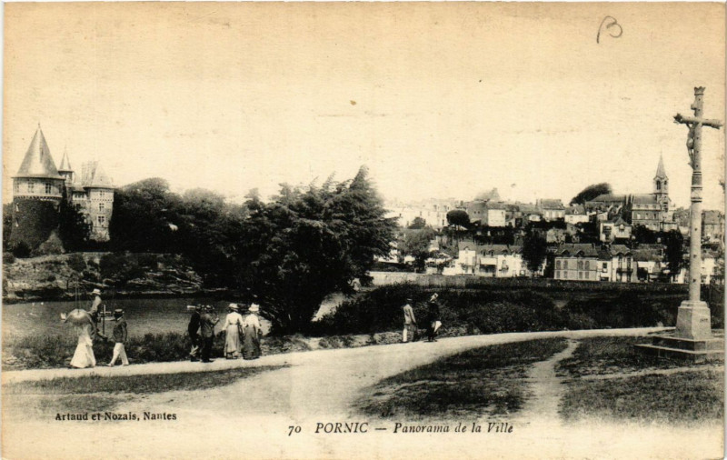 Carte postale ancienne Pornic - Panorama de la Ville à Pornic