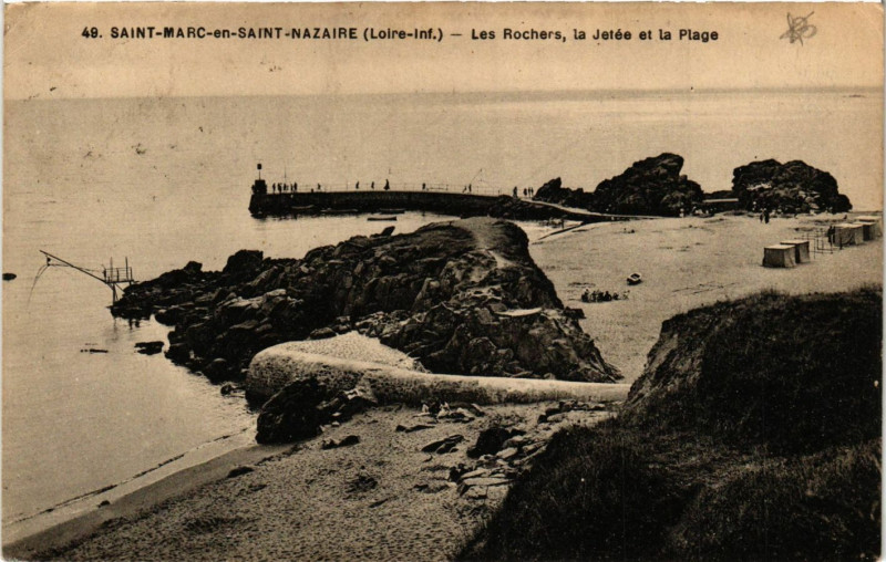 Carte postale ancienne Saint-Marc-en-Saint-Nazaire - Les Rochers la Jetée et à Saint-Nazaire