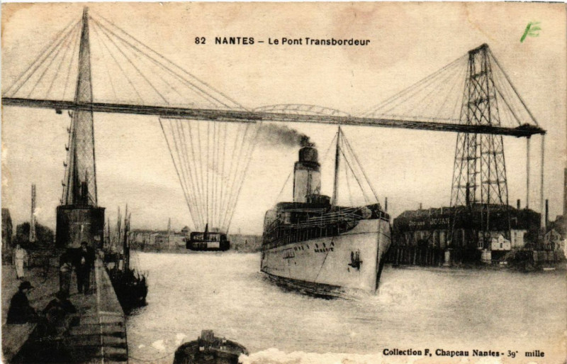 Carte postale ancienne Nantes - Le Pont Transbordeur à Nantes