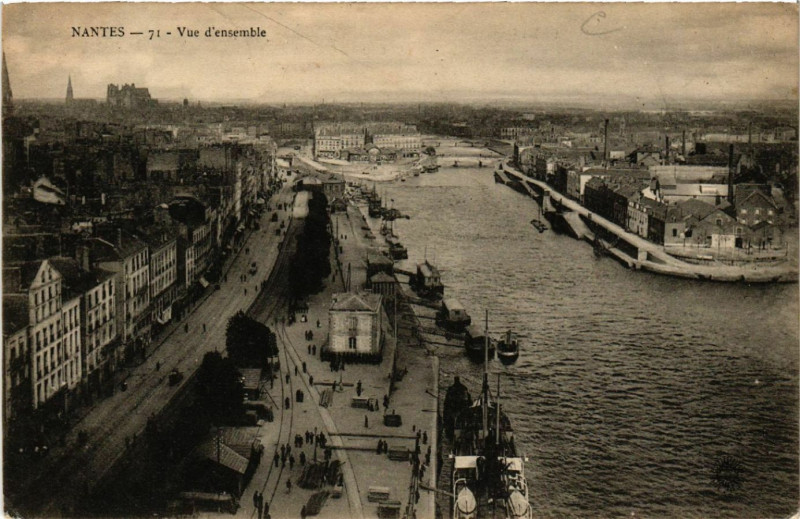 Carte postale ancienne Nantes - Vue d'ensemble à Nantes
