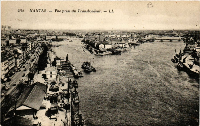 Carte postale ancienne Nantes - Vue prise du Transbordeur à Nantes