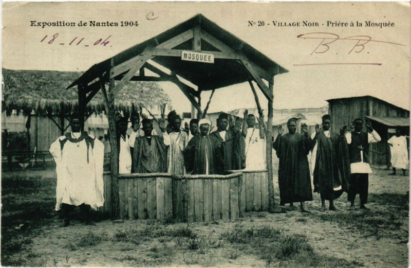 Carte postale ancienne Expo de Nantes 1904 - Village-Noir - Priere a la Mosquée à Nantes