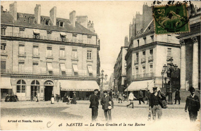 Carte postale ancienne Nantes - La Place Graslin et la rue Racine à Nantes