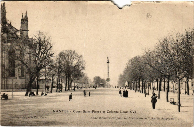 Carte postale ancienne Nantes - Cours Saint-Pierre et Colonne Louis Xvi à Nantes