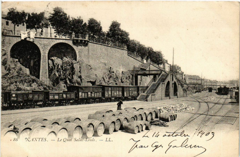 Carte postale ancienne Nantes - Le Quai Saint-Louis à Nantes
