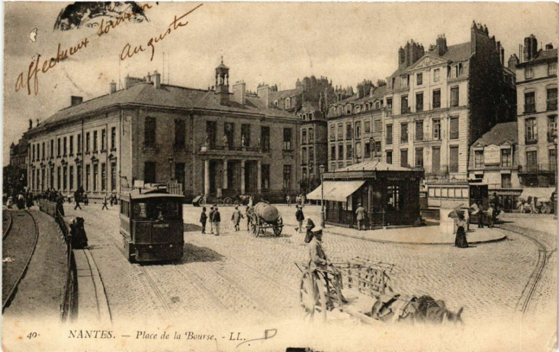 Carte postale ancienne Nantes - Place de la Bourse à Nantes