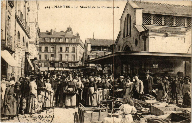 Carte postale ancienne Nantes - Le Marche de la Poissonnerie à Nantes