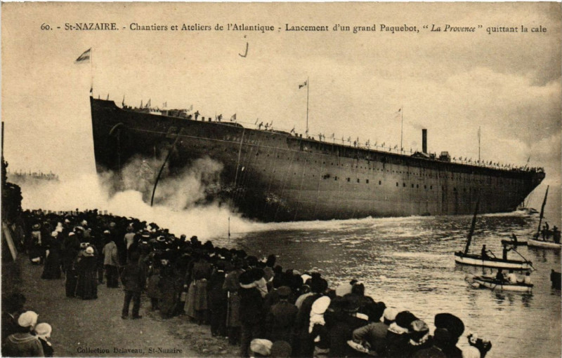 Carte postale ancienne Saint-Nazaire - Chantiers et l'Atlantique - Lancement d'un grand à Saint-Nazaire