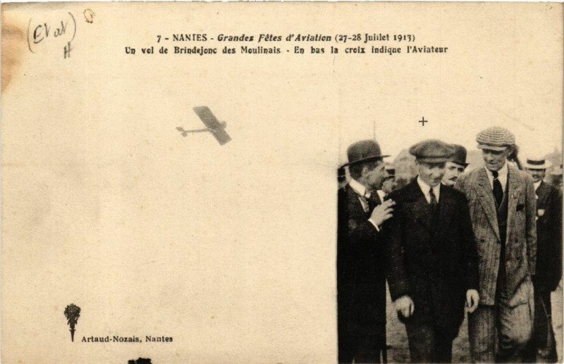 Carte postale ancienne Nantes Grandes Fetes d'Aviation (27-28 Juillet 1913) Un val de à Nantes