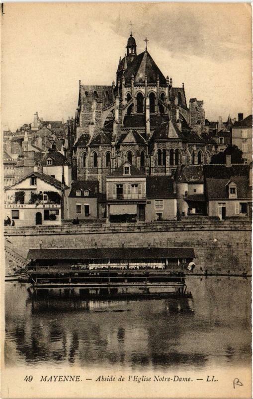 Carte postale ancienne Mayenne Abside de l'Eglise N.-D. à Mayenne