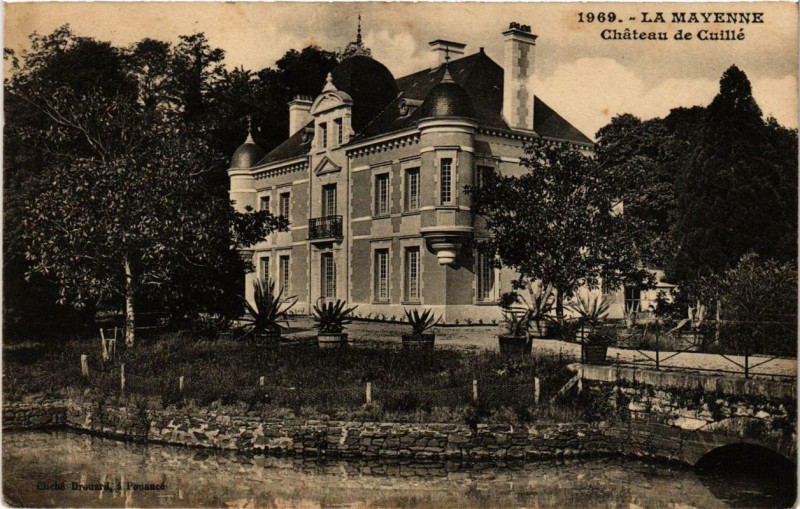 Carte postale ancienne La Mayenne Chateau de Cuille à Mayenne