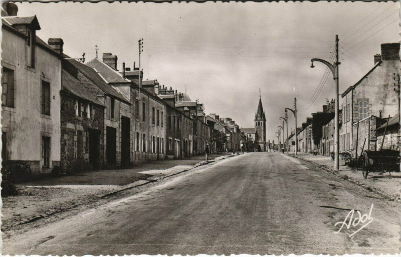 Carte postale ancienne Pre-en-Pail - Arrivee par Alencon