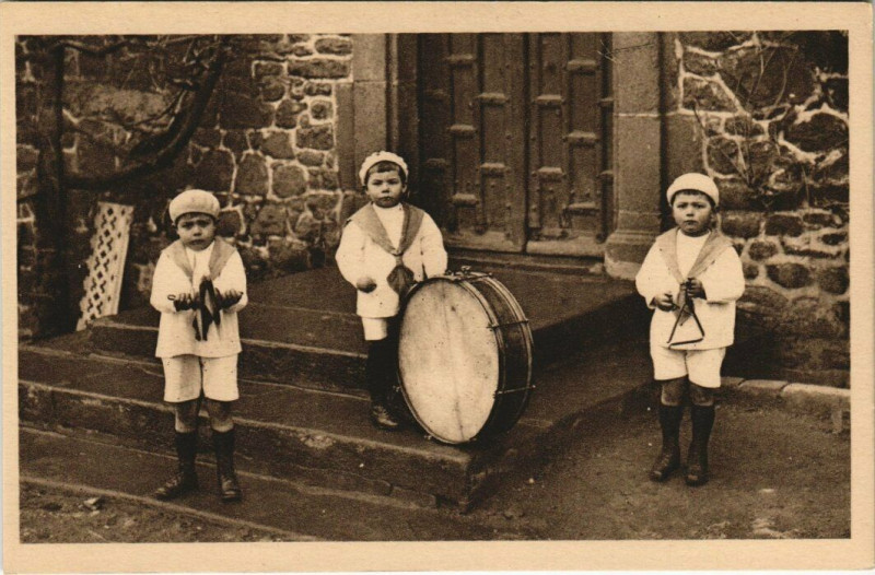 Carte postale ancienne Saint-Fraimbault de Prieres