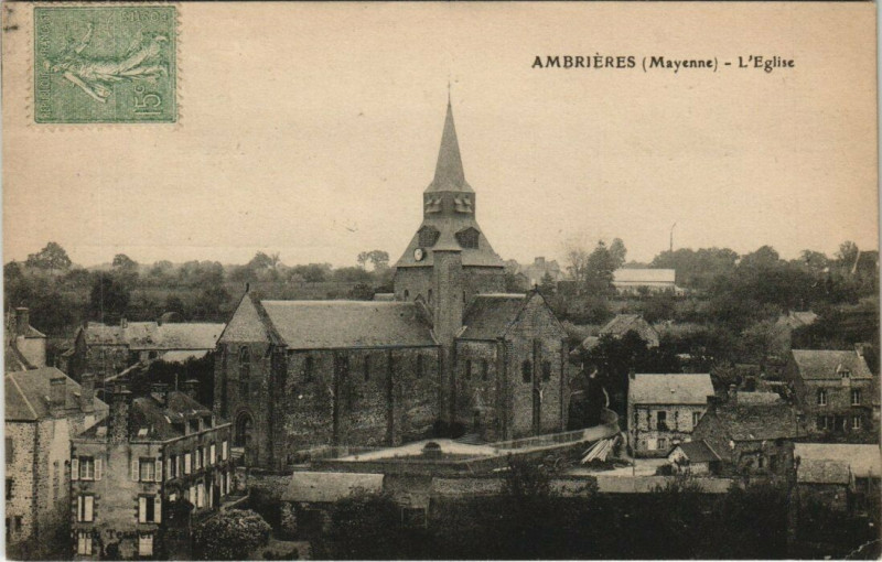 Carte postale ancienne Ambrieres - L'Eglise