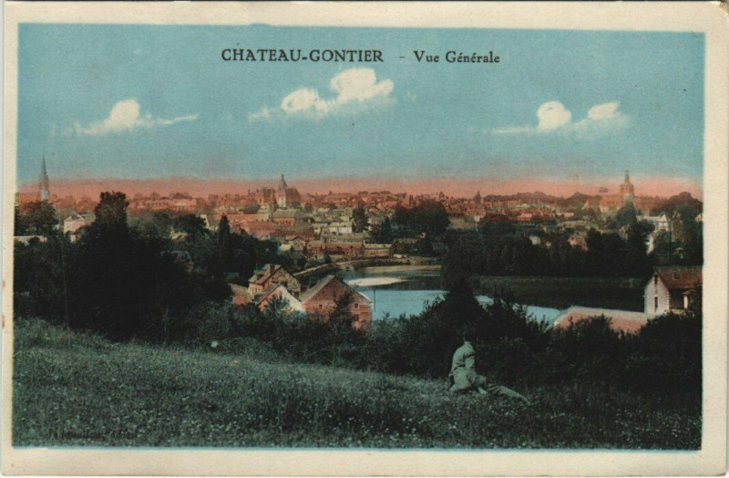 Carte postale ancienne Chateau-Gontier - Vue Generale