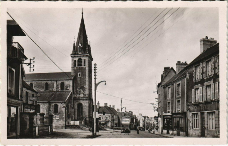 Carte postale ancienne Pre-en-Pail - Arrivee par Alencon