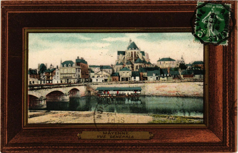 Carte postale ancienne Mayenne-Vue Générale à Mayenne