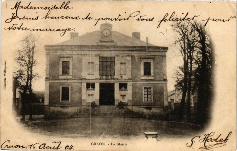 Carte postale ancienne Craon-La Mairie à Craon