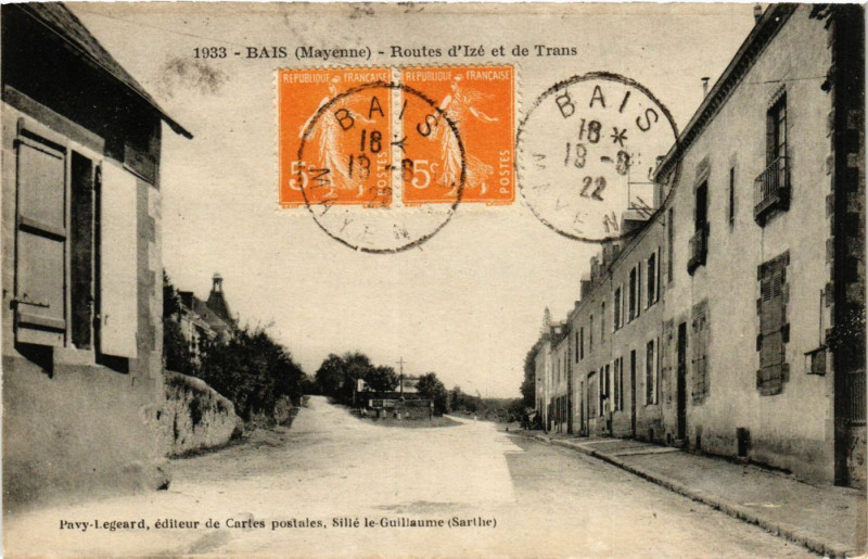Carte postale ancienne Bais-Mayenne, Route d'Izé et de Trans à Trans