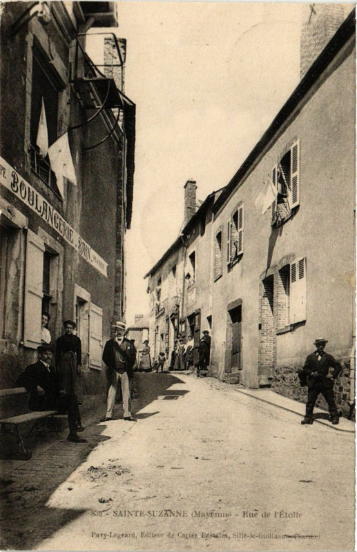 Carte postale ancienne Saint-Suzanne - Rue de l'Etolle