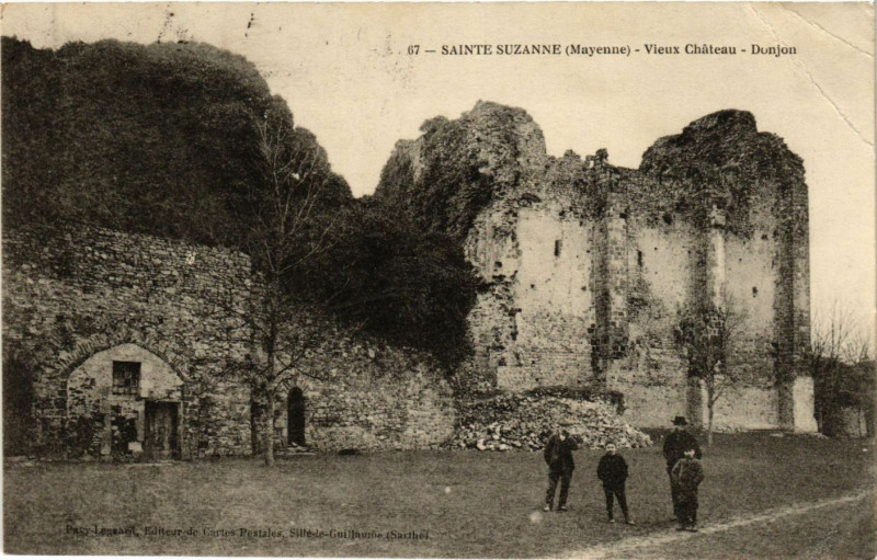Carte postale ancienne Mayenne - Sainte-Suzanne Vieux Chateau à Mayenne
