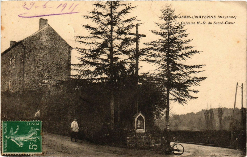 Carte postale ancienne Mayenne - Le Calvaire à Mayenne