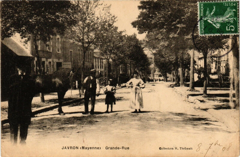 Carte postale ancienne Javron - Grande Rue