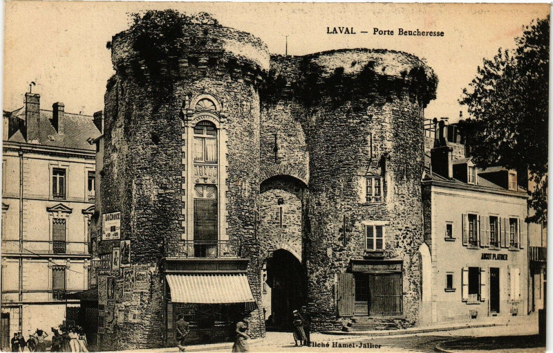 Carte postale ancienne Laval-Porte Beucheresse à Laval