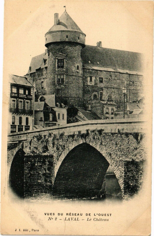 Carte postale ancienne Laval-Le Cháteau à Laval
