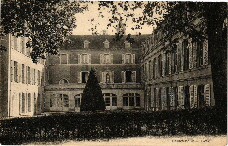 Carte postale ancienne Laval-Hautes Follis à Laval