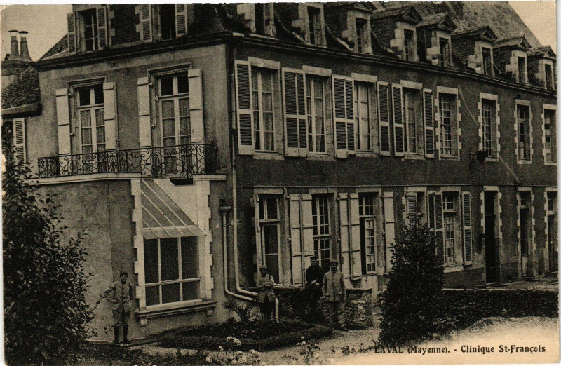 Carte postale ancienne Laval-CliniqueSaint-Francois à Laval