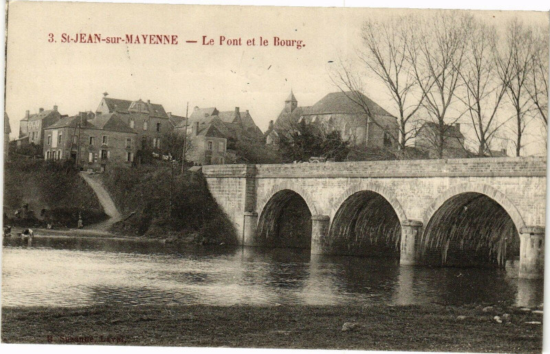 Carte postale ancienne Saint Jean Sur Mayenne .- Le pont et le bourg à Mayenne