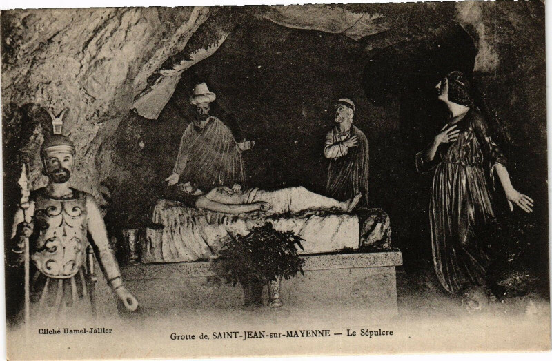 Carte postale ancienne Grotte de saint jean sur mayenne .- Le sepulcre à Mayenne
