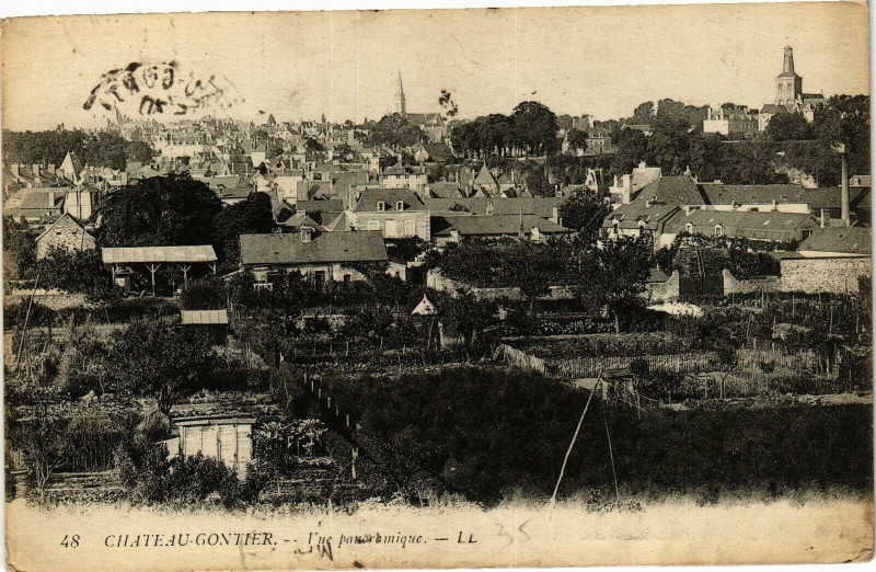 Carte postale ancienne Chateau gontier .- Vue panoramique