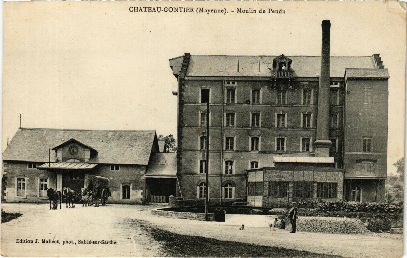 Carte postale ancienne Chateau gontier .- Moulin de pendu