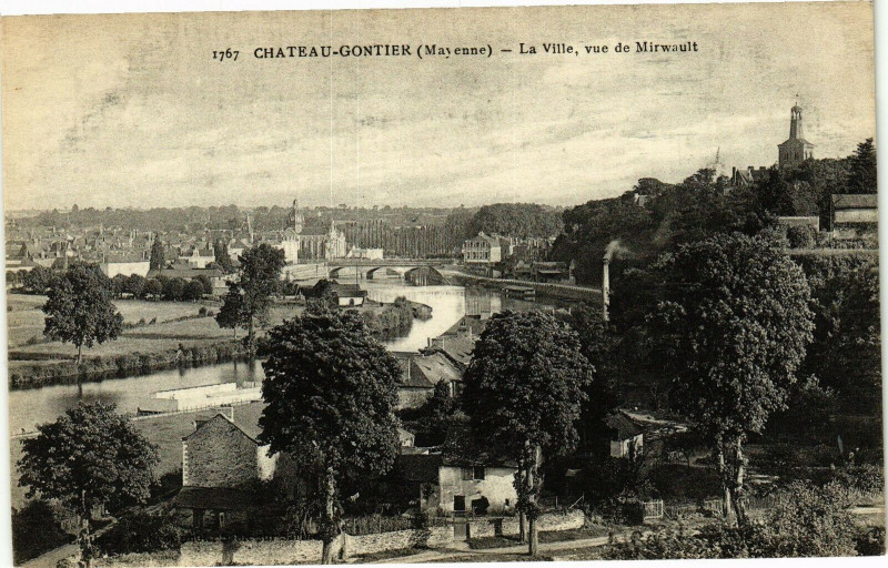 Carte postale ancienne Chateau gontier .- La ville
