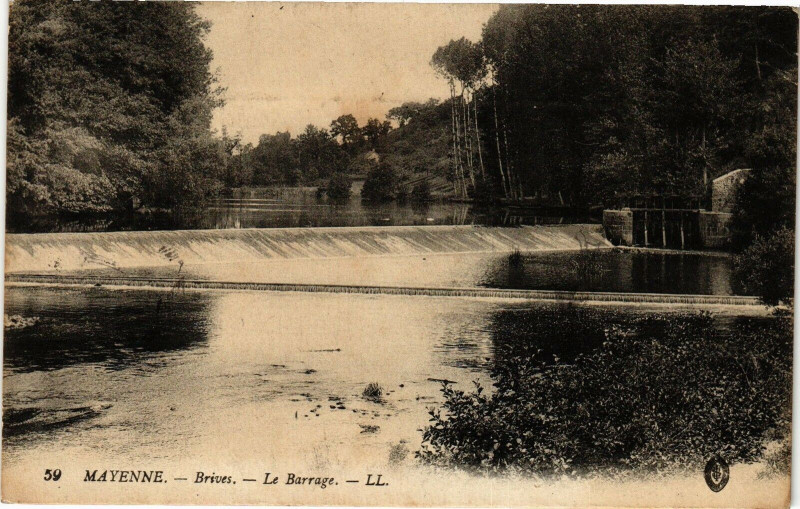 Carte postale ancienne Brives .- Le barrage