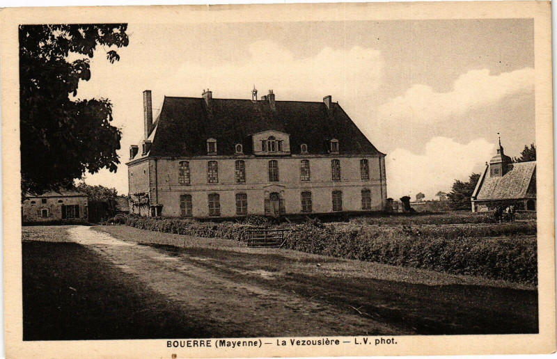 Carte postale ancienne Bouere .- La vezousiere à Bouère