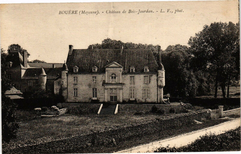 Carte postale ancienne Bouere .- Chateau de bois jourdan à Bouère