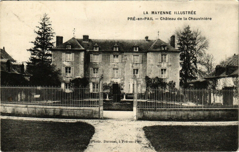 Carte postale ancienne Pré en Pail-Cháteau de la Chauviniére