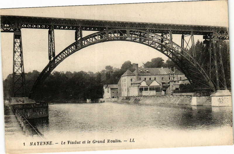 Carte postale ancienne Mayenne-Le Viaduc et Grand Moulin à Mayenne