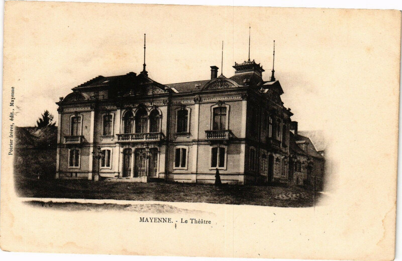 Carte postale ancienne Mayenne-Le Théátre à Mayenne
