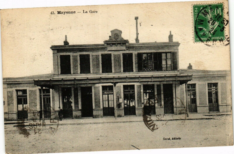 Carte postale ancienne Mayenne-La Gare à Mayenne