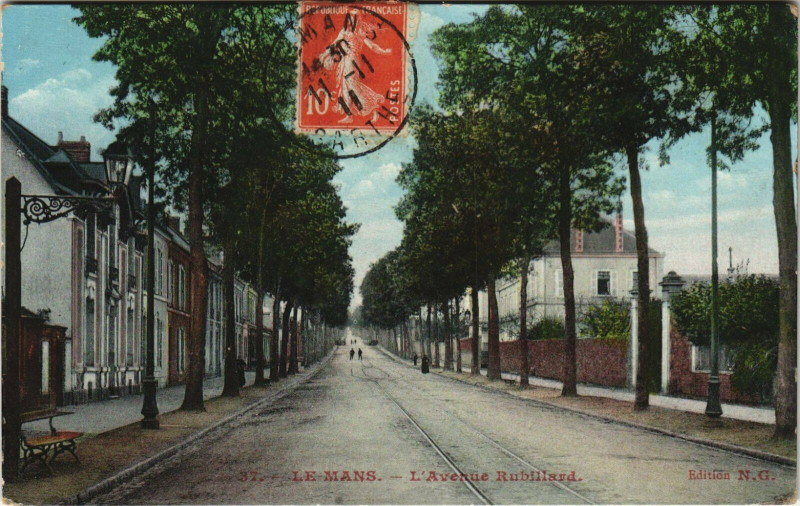 Carte postale ancienne Le Mans Avenue Rubillard au Mans